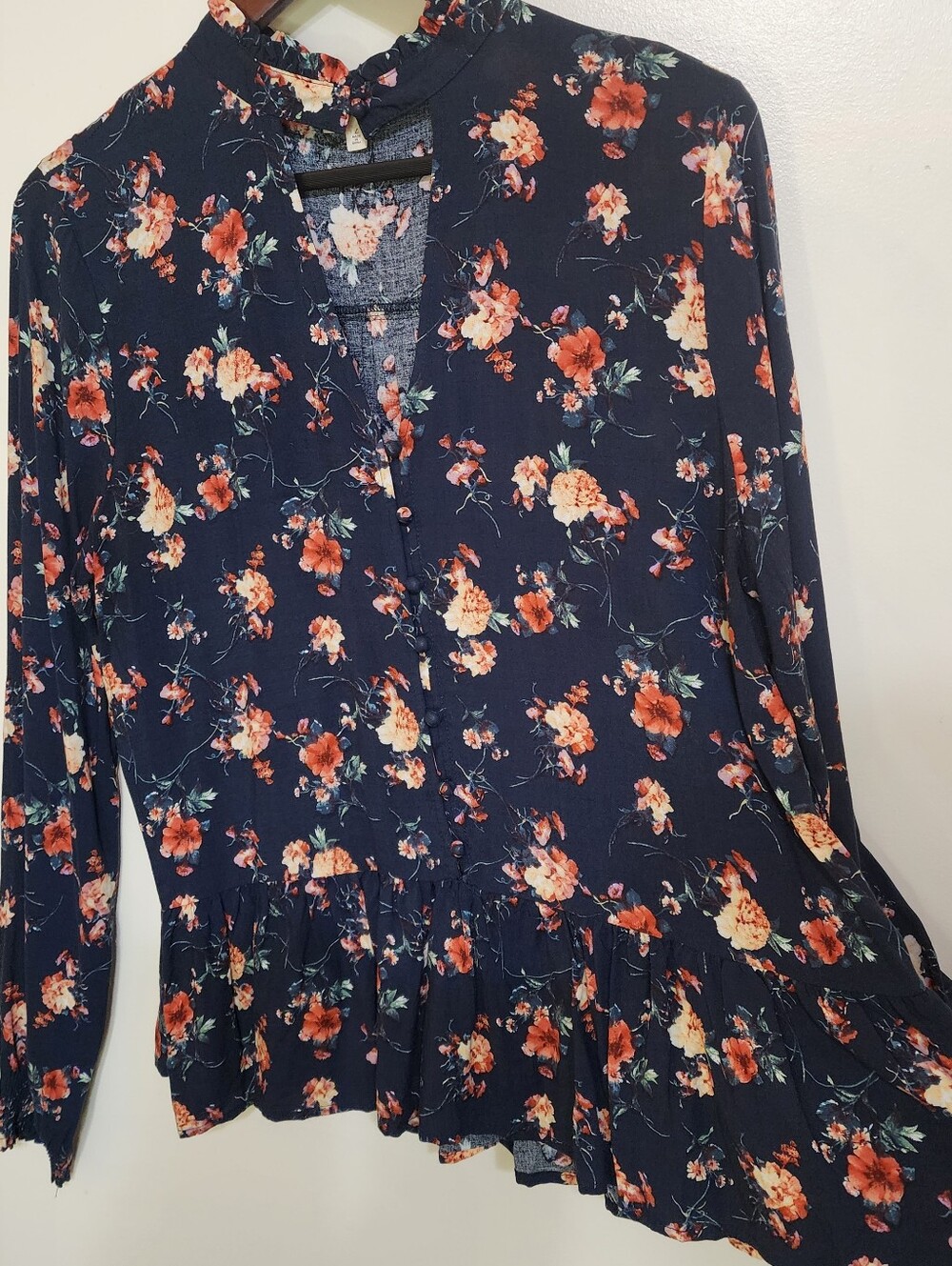 Hem & Thread Womens Tunic Boho S. Large Shirt Floral Ruffle Button Up Keyhole - Picture 4 of 10